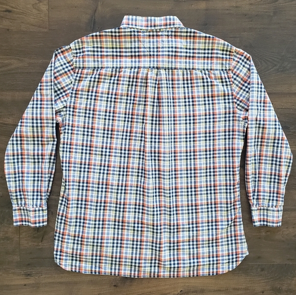 Tommy Hilfiger casual button down - Picture 4 of 6
